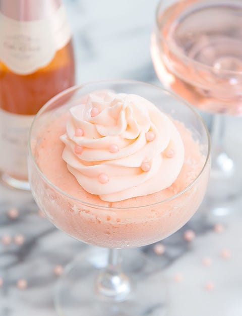 Rosé Champagne Mug Cake <p>You don't have to be an expert baker to get this pretty cake right! If you have a coffee mug and a microwave, you're all set. Add your <a href="http://www.elledecor.com/life-culture/food-drink/g10005134/best-rose-wines-under-20-dollars/" target="_blank">favorite rosé</a> to some cake mix, let it cook for just one minute, and voilà! You have a deliciously indulgent dessert (with the easiest clean-up ever).</p><p><em data-redactor-tag="em"><a href="http://kirbiecravings.com/2016/07/rose-champagne-mug-cake.html" target="_blank">Via Kirbie's Cravings</a></em></p>