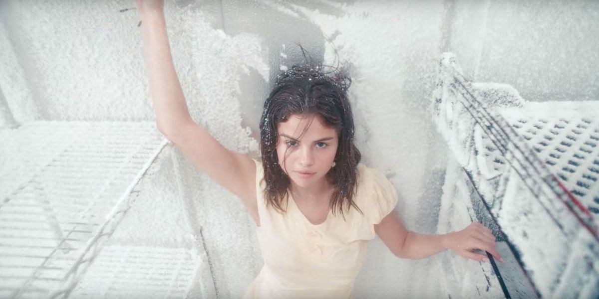 Selena Gomez - Fetish ft. Gucci Mane (Official Music Video) 