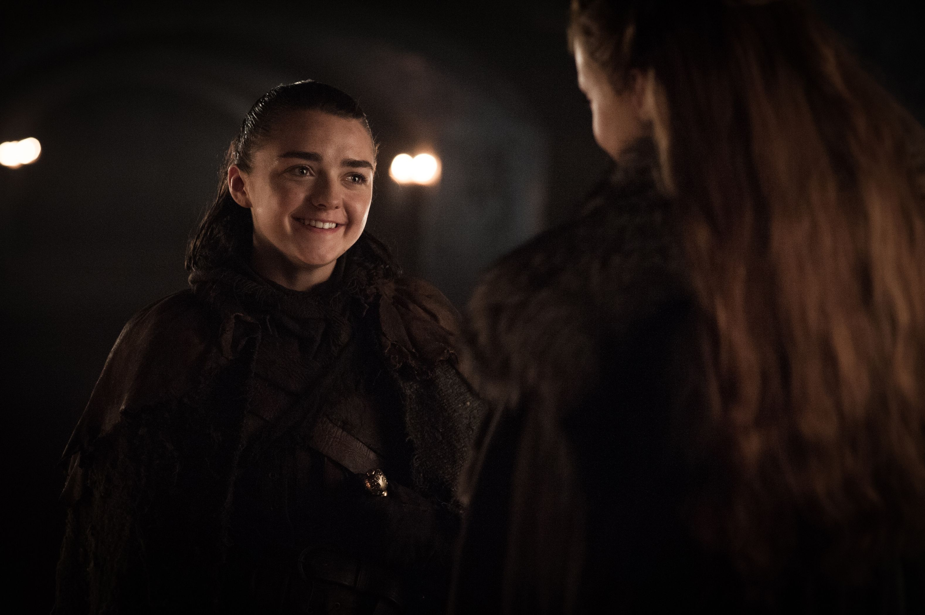 Sansa And Arya Reunite On Game Of Thrones - Here's What Happened During ...