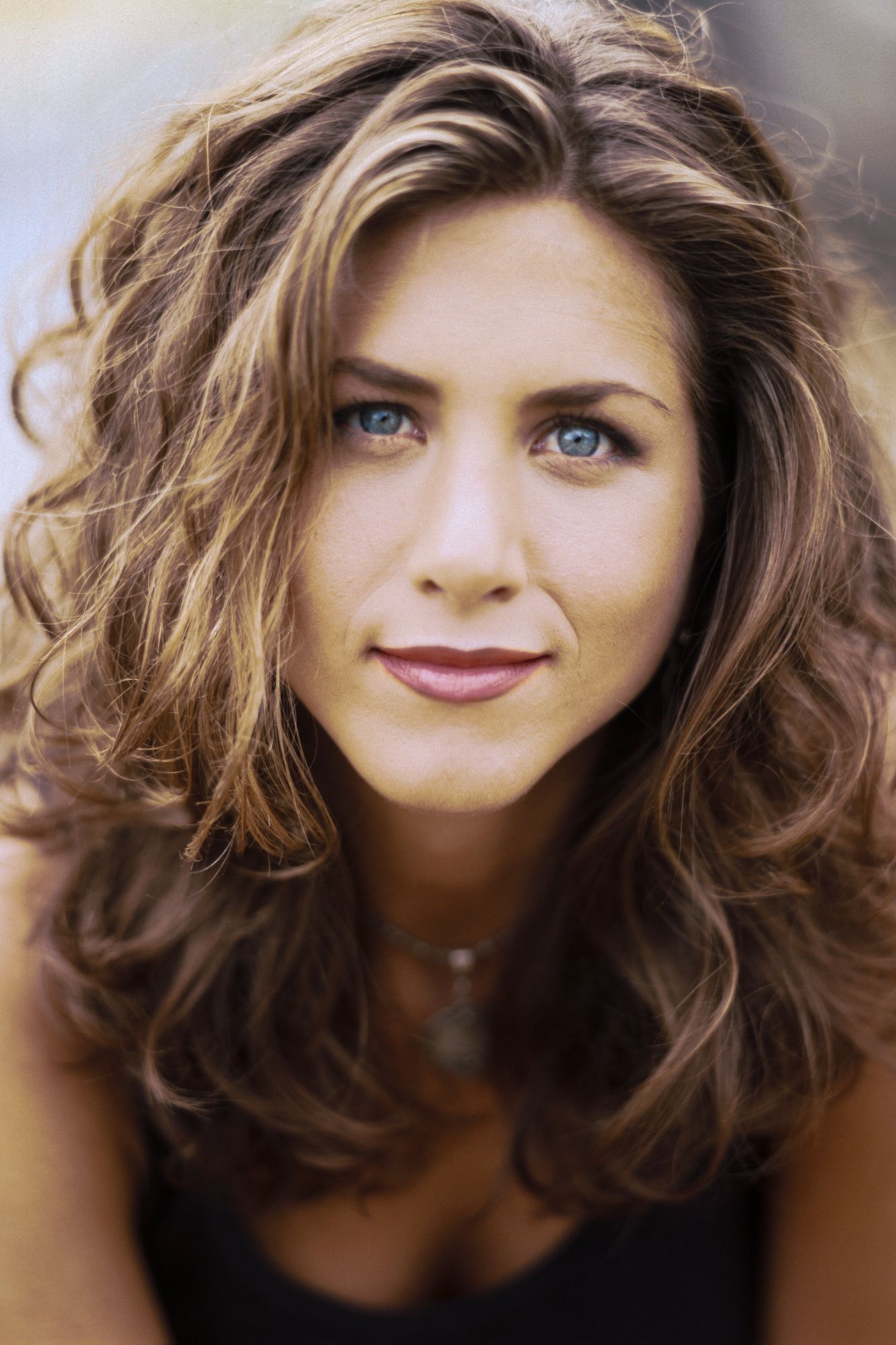 Top 48 image jennifer aniston wavy hair Thptnganamst.edu.vn