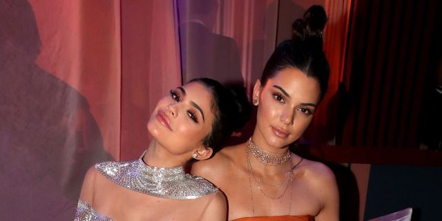 Kendall and Kylie Jenner Share Underwear - Kylie Jenner 'Life of Kylie ...