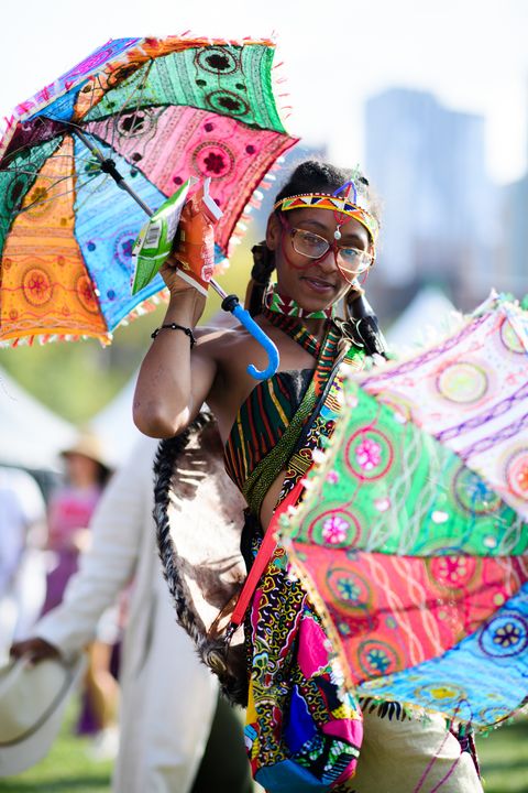 Artist, Tradition, Carnival, Necklace, Festival, Holiday, Costume, Umbrella, Stock photography, Parade, 