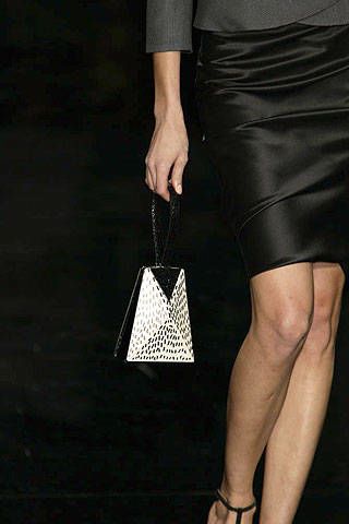Giorgio Armani Priv&#195;{{{copy}}} Spring 2007 Haute Couture Detail &#45; 002