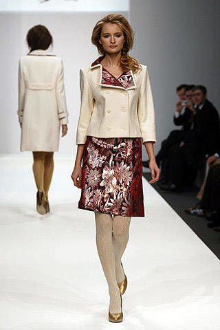 Paul Costelloe Fall 2007 Ready&#45;to&#45;wear Collections &#45; 002