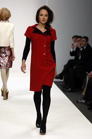 Paul Costelloe Fall 2007 Ready&#45;to&#45;wear Collections &#45; 003
