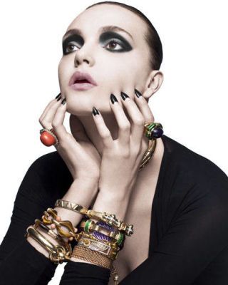 Finger, Skin, Wrist, Hand, Eyelash, Fashion accessory, Style, Nail, Body jewelry, Earrings, 