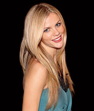 Next photo of Brooklyn Decker