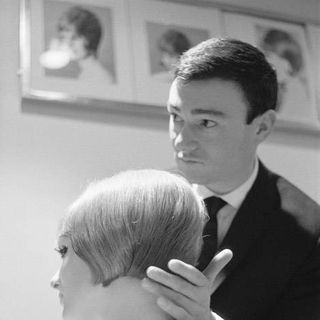 Vidal Sassoon S Most Famous Haircuts Grace Coddington Peggy Moffitt Hair Styles By Vidal Sassoon