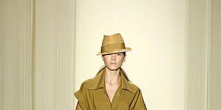 Donna Karan Spring 2008 Ready&#45;to&#45;wear Collections &#45; 001