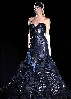 Versace Spring 2003 Haute Couture Collections 0001