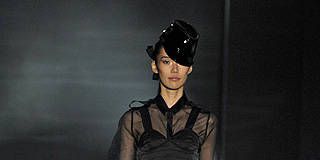 Julien Macdonald Spring 2008 Ready&#45;to&#45;wear Collections &#45; 001