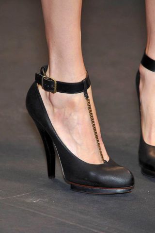 Footwear, High heels, Shoe, Photograph, Joint, Style, Sandal, Fashion, Foot, Black, 