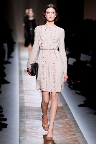 Valentino Spring 2011 Runway - Valentino Ready-To-Wear Collection