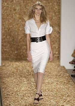 Anne Klein Spring 2004 Ready&#45;to&#45;Wear Collections 0001