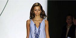 Vera Wang Spring 2005 Ready&#45;to&#45;Wear Collections 0001