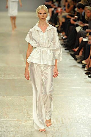 Aquascutum Spring 2009 Ready&#45;to&#45;wear Collections &#45; 001