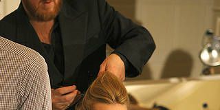 Hairstyle, Beauty salon, Hand, Hairdresser, Style, Barber, Service, Personal grooming, Eyelash, Bag, 