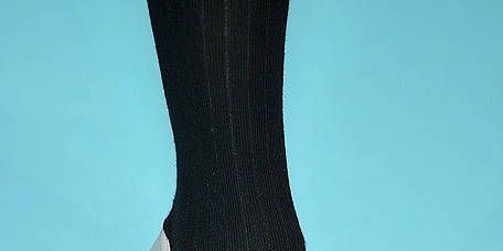 Human leg, Joint, Teal, Aqua, Azure, Turquoise, Foot, Close-up, Ankle, Sock, 