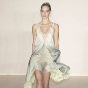 Stella McCartney Spring 2004 Ready&#45;to&#45;Wear Collections 0001