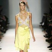 Nina Ricci Spring 2004 Ready&#45;to&#45;Wear Collections 0001