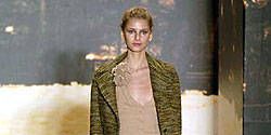 DKNY Fall 2004 Ready&#45;to&#45;Wear Collections 0001