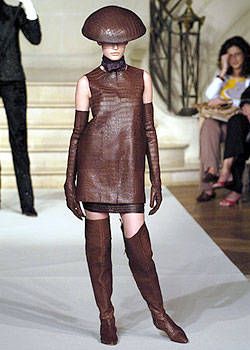 Ralph Rucci Fall 2004 Haute Couture Collections 0001