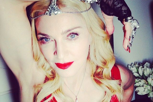 Madonna Grows Out Her Armpit Hair Madonna Pits Instagram