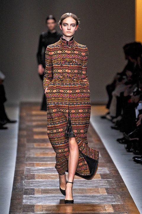 Valentino Fall 2012 Runway - Valentino Ready-To-Wear Collection