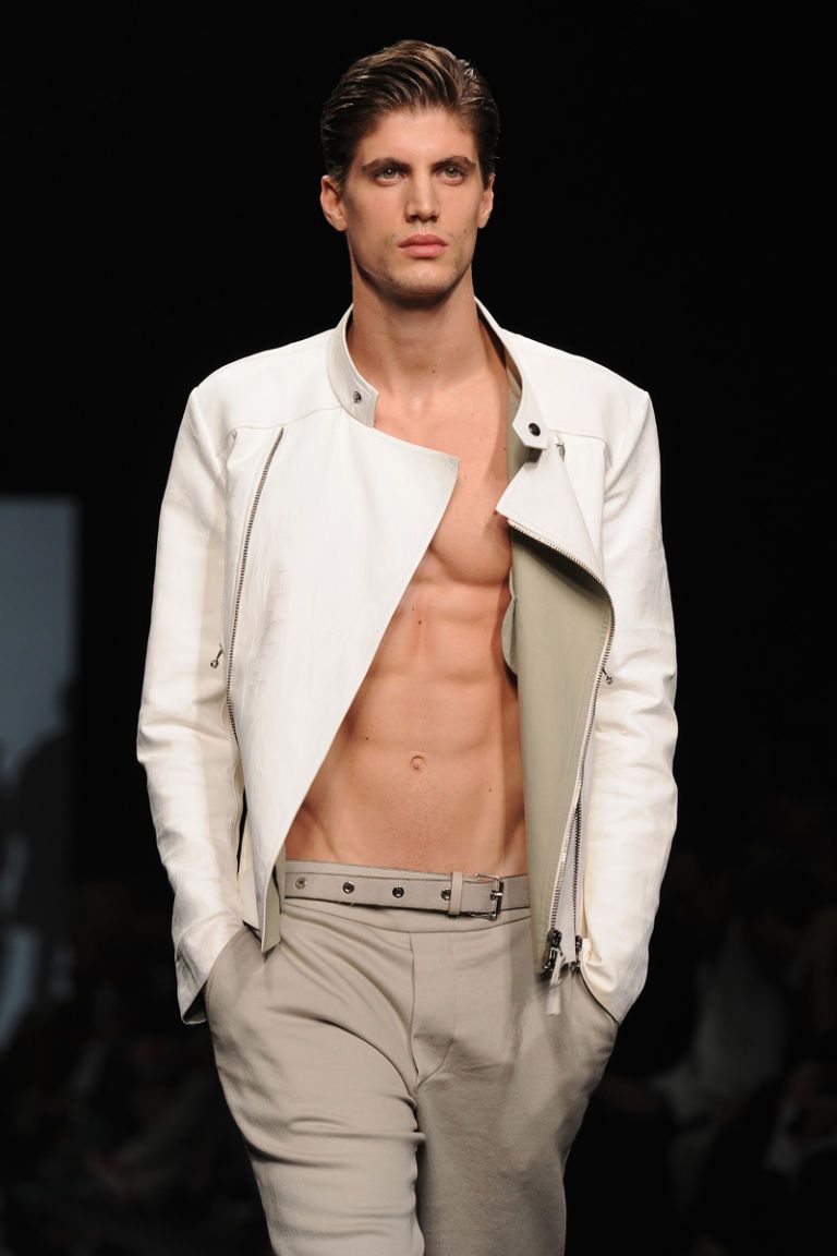 Male Top Models 2024 - Jerry Louella