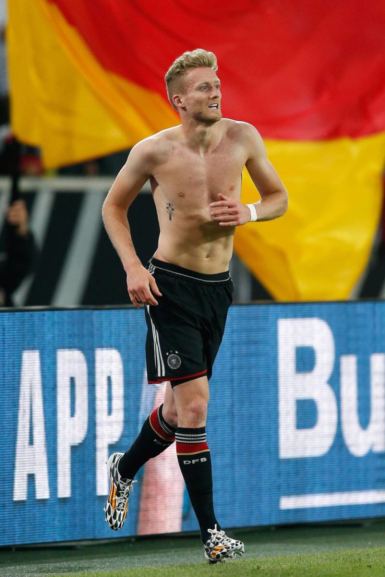Foopictures of sexy football players