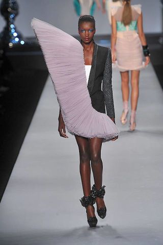 Viktor Rolf Spring 10 Runway Viktor Rolf Ready To Wear Collection