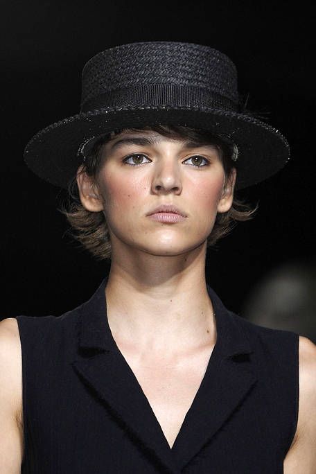 BOY AND GIRL SPRING 2012 RTW BEAUTY 003