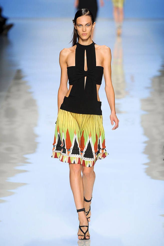 Etro Spring 2012 Runway - Etro Ready-To-Wear Collection