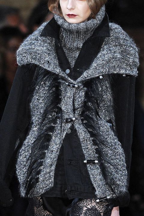 Julien Macdonald Fall 2011 Detail - Julien Macdonald Ready-To-Wear ...