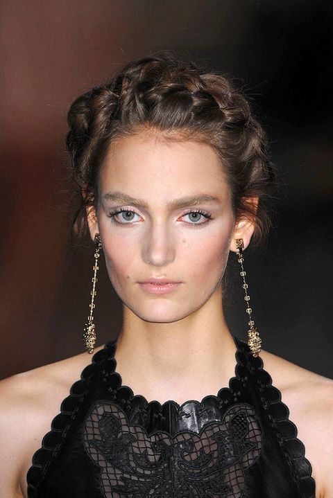 Valentino Spring 2012 Beauty - Valentino Ready-To-Wear Collection