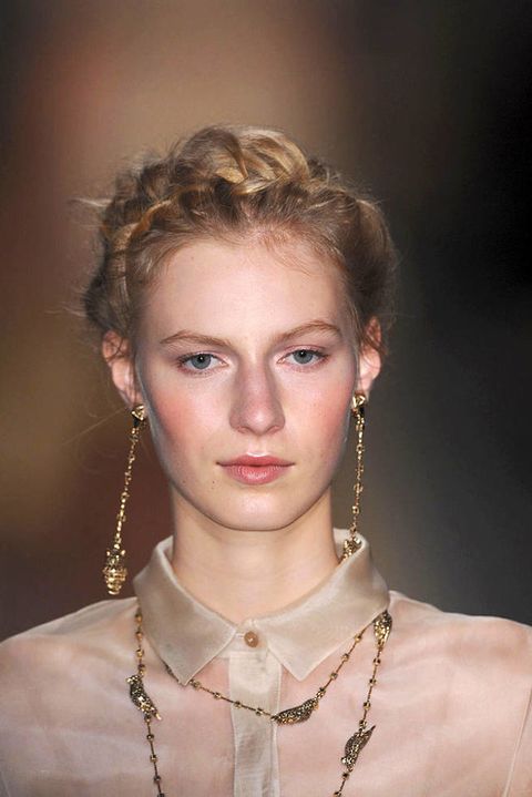 Valentino Spring 2012 Beauty - Valentino Ready-To-Wear Collection