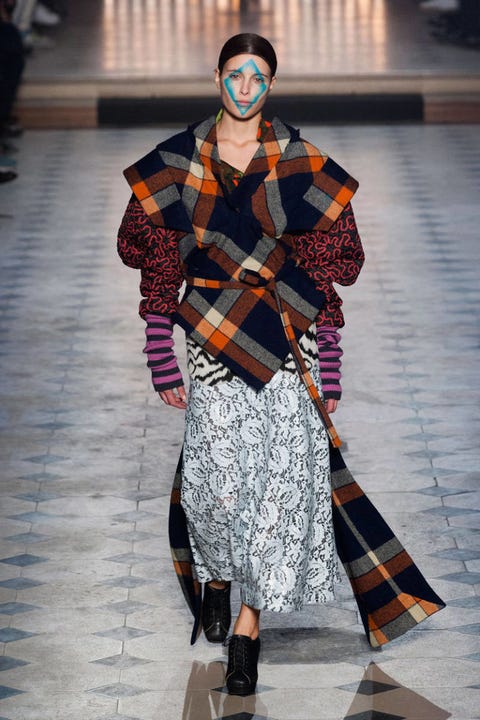 Vivienne Westwood Fall 2014 Ready To Wear Runway Vivienne Westwood Ready To Wear Collection Nedelya mody v londone fevral 2014: vivienne westwood fall 2014 ready to