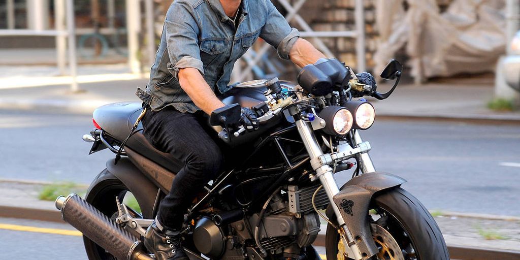 Justin Theroux Moto