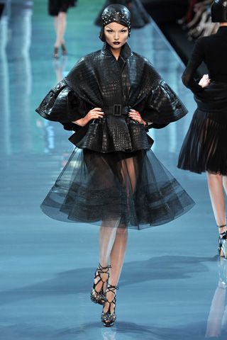 Christian Dior Fall 2008 Couture Runway - Christian Dior Haute Couture ...