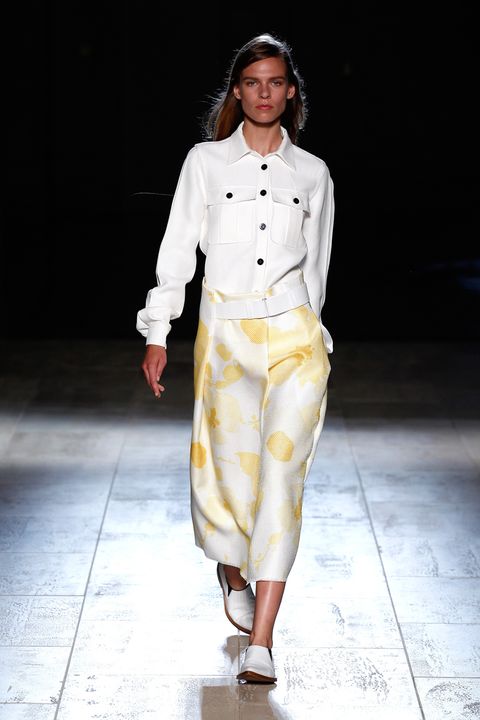 Victoria Beckham Spring 2015 Ready-to-Wear Runway - Victoria Beckham ...