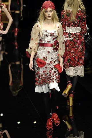 Dolce & Gabbana Spring 2006 Runway - Dolce & Gabbana Ready-To-Wear ...