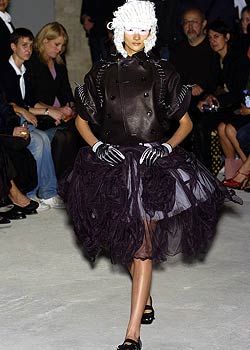 Comme des Garcons Spring 2005 Ready-to-Wear Collections 0001