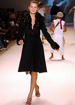 Carlos Miele Fall 2005 Ready-to-Wear Collections 0001