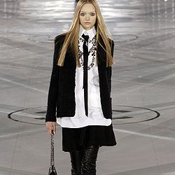 Chanel Fall 2005 Runway - Chanel Ready-To-Wear Collection
