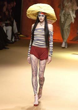 Jean Paul Gaultier Spring 2003 Ready-to-Wear Collection 0001