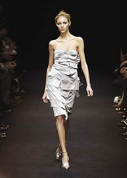 Paco Rabanne Fall 2005 Ready-to-Wear Collections 0001