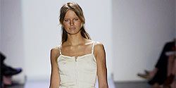 Tommy Hilfiger Spring 2003 Ready-to-Wear Collection 0001