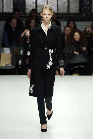 Aquascutum Fall 2006 Ready-to-Wear Collections 0001