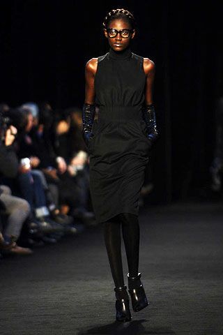 Givenchy Fall 2006 Ready-to-Wear Collections 0002