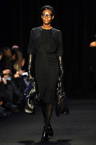 Givenchy Fall 2006 Ready-to-Wear Collections 0003